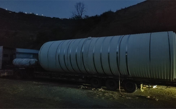 陇西圆桶运输途中