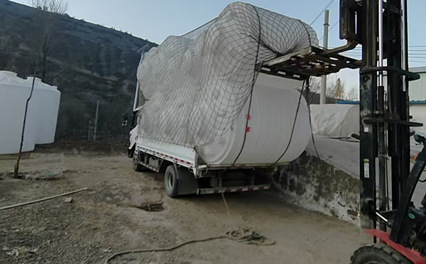 陇西塑料桶批量交付案例：满足多行业高标容器需求的一站式解决方案